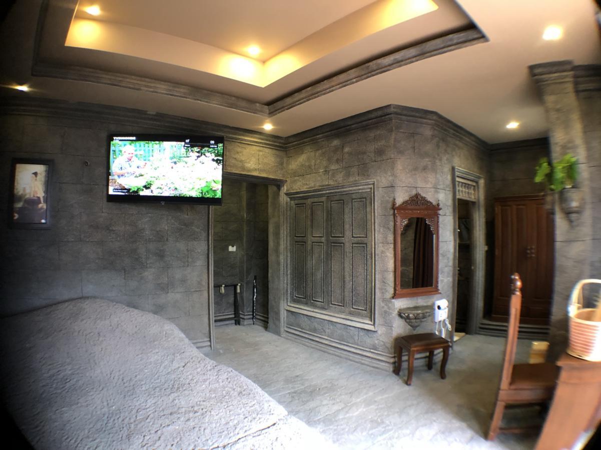 Le Palais Hotel Hatrin Kültér fotó